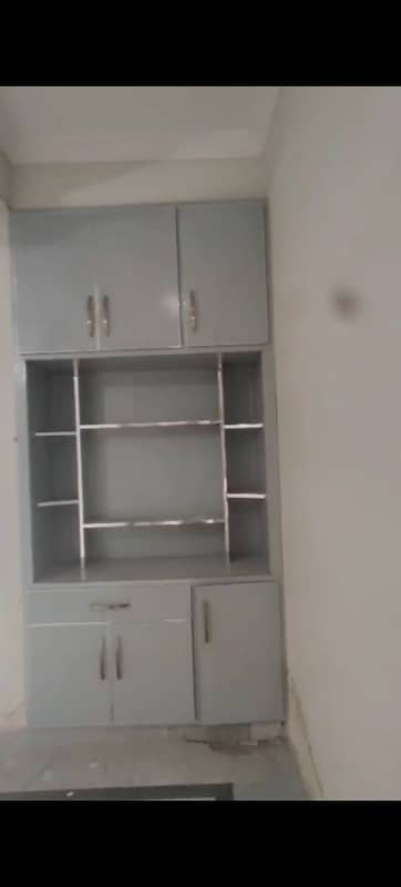 Ghouri town pH 4c2 2bed falt for rent water electrity Available