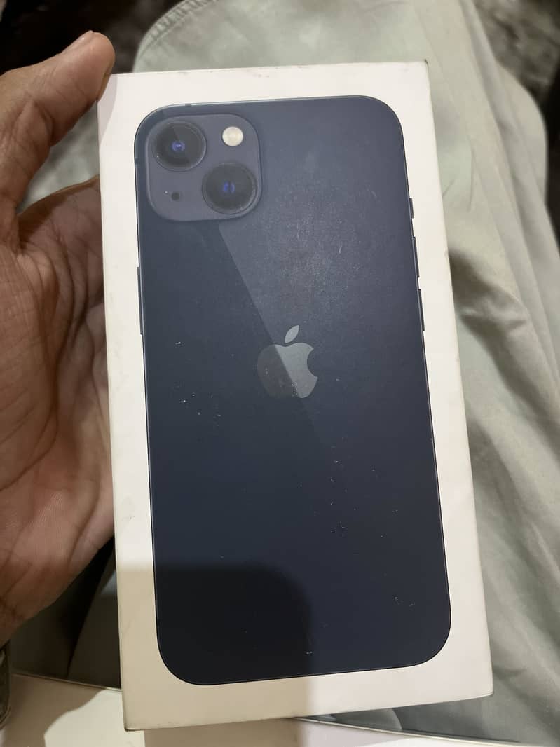 Apple iPhone 13 9