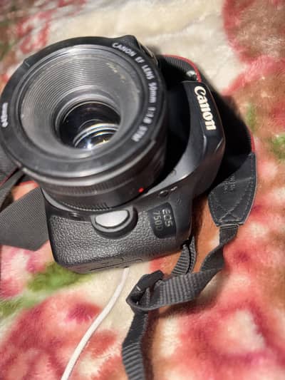 Canon eos750d