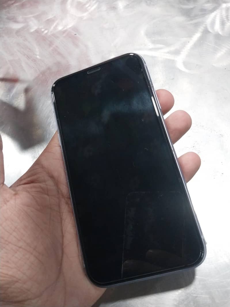 Apple iPhone 11 5