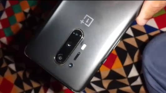 One Plus 8 Pro (12+12/256)
