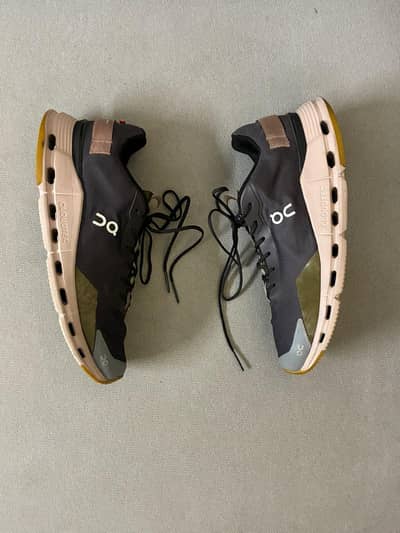 on cloud original shoes 42.5 size