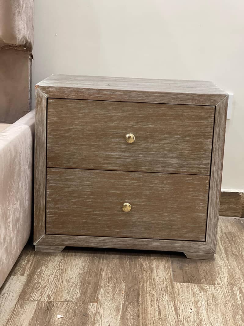 bed with side tables 1
