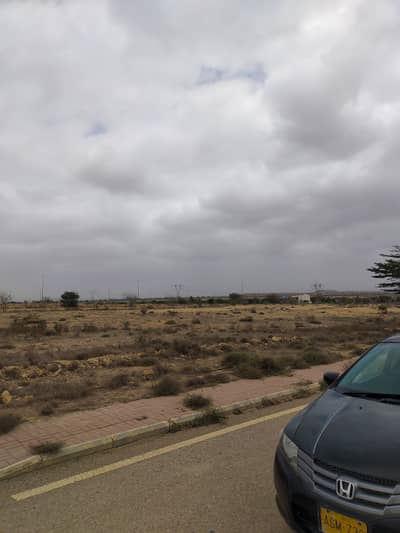 272 SQyd residential plot available for sell in Bahria Town Karachi