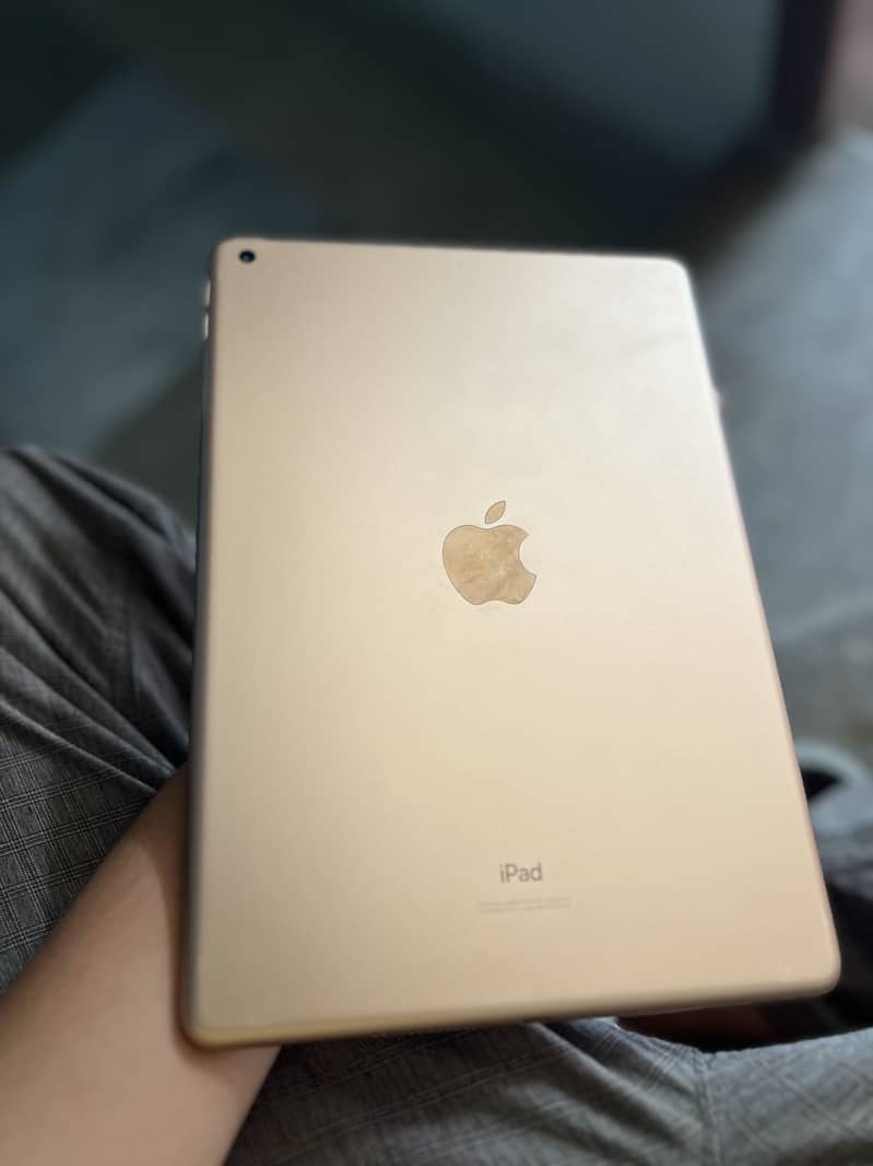 Apple ipad 7th generation 4