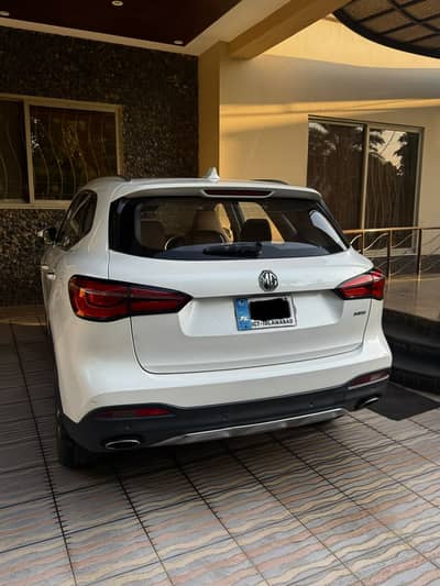 MG HS 2021
