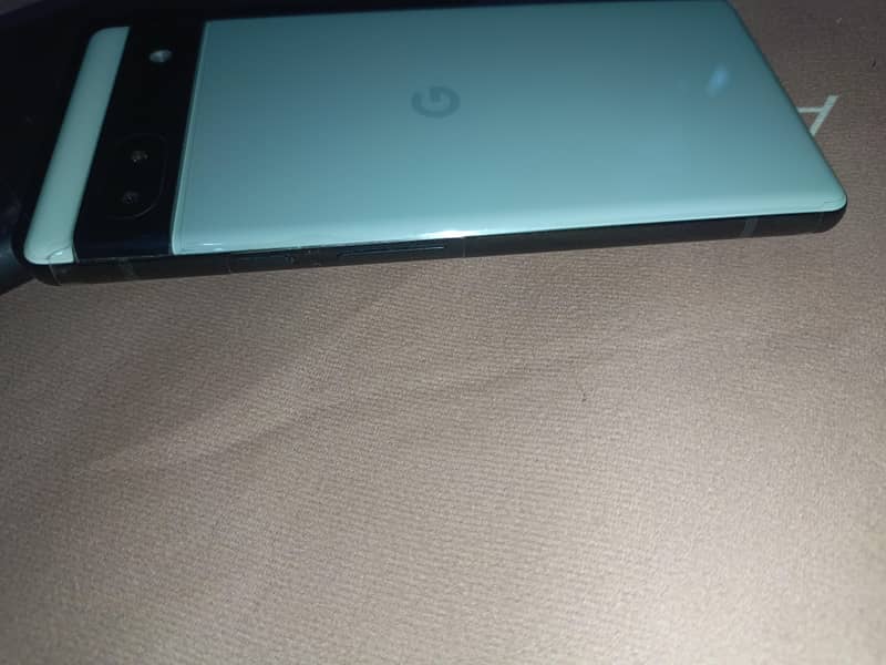 Google Pixel 6a 1