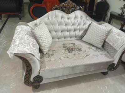 Luxury Royal Sofa Set with 2 Armchairs – Excellent Condition
