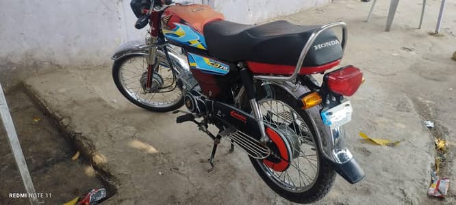 CD 70 Honda 2025