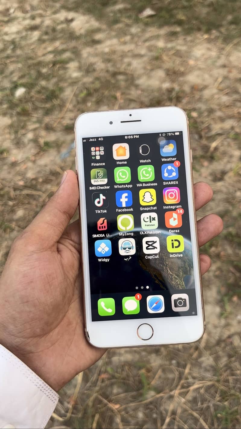 Apple iPhone 8 Plus 0