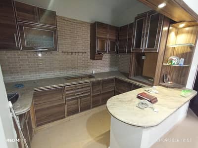 WELL MAINTAINED BOUNDARY WALL 2 BED D/D FLAT FOR RENT IN BLOCK 13-B, GULSHAN E IQBAL