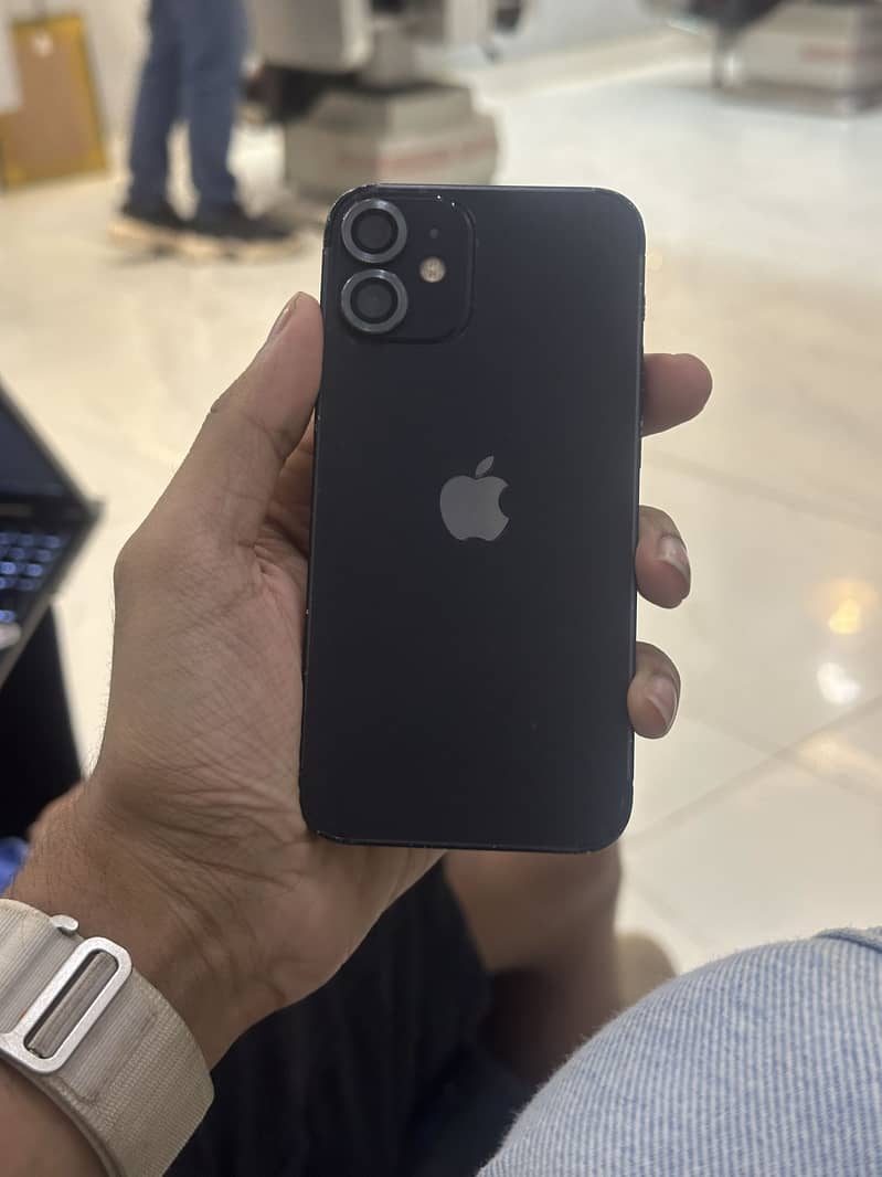 Apple iPhone 12 mini 2