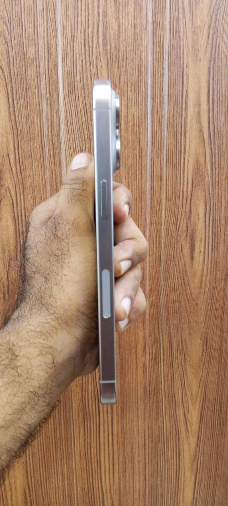 Apple iPhone 15 Pro Max 1