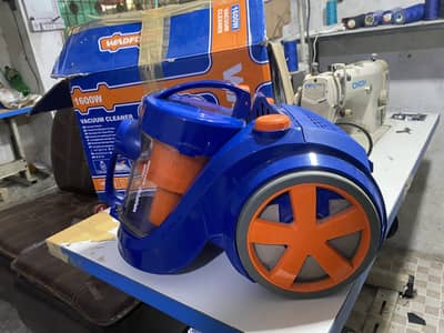 WADFOW Vacuum Cleaner 1600w