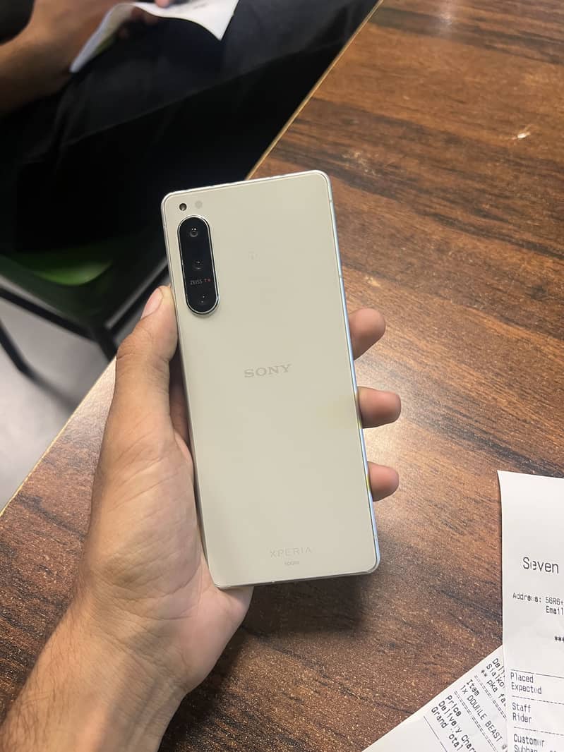 Sony 5 4