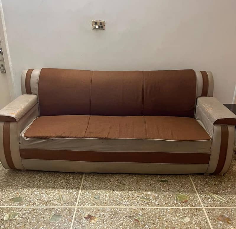 5 Searers Sofa Set 0