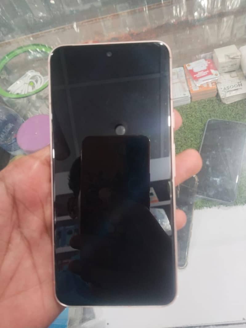 Google Pixel 8 1