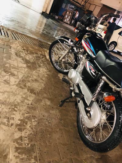 CG 125