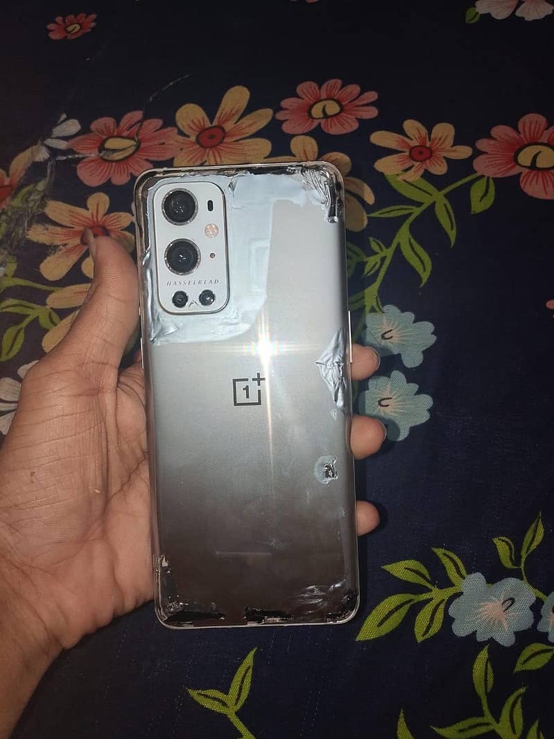 One Plus 9 Pro 3