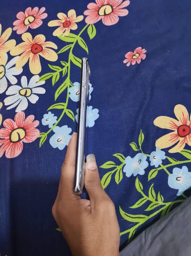 One Plus 9 Pro 5