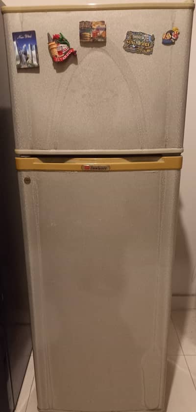 Dawlance Fridge 5 feet, 10/10 never repaired