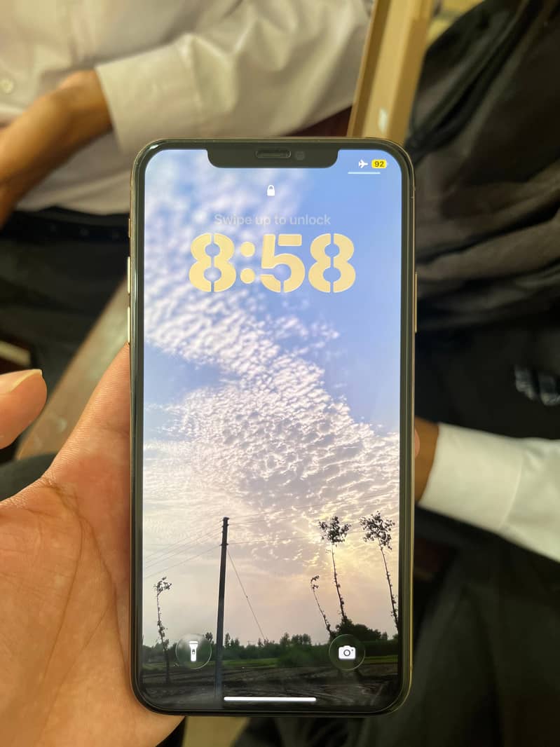 Apple iPhone 11 Pro Max 3
