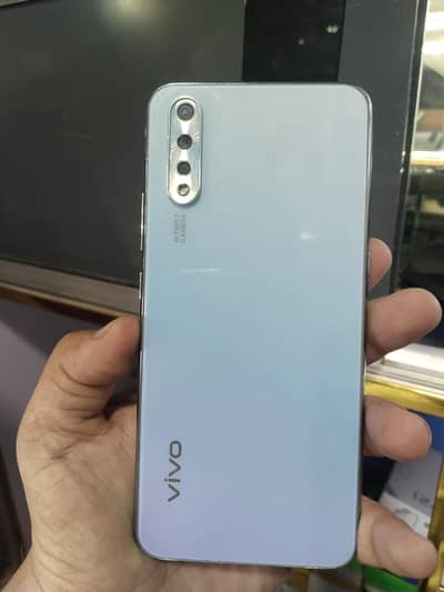 Vivo S1