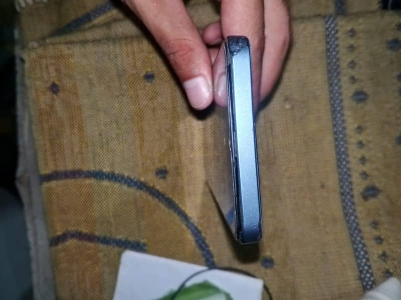 Realme C63 9
