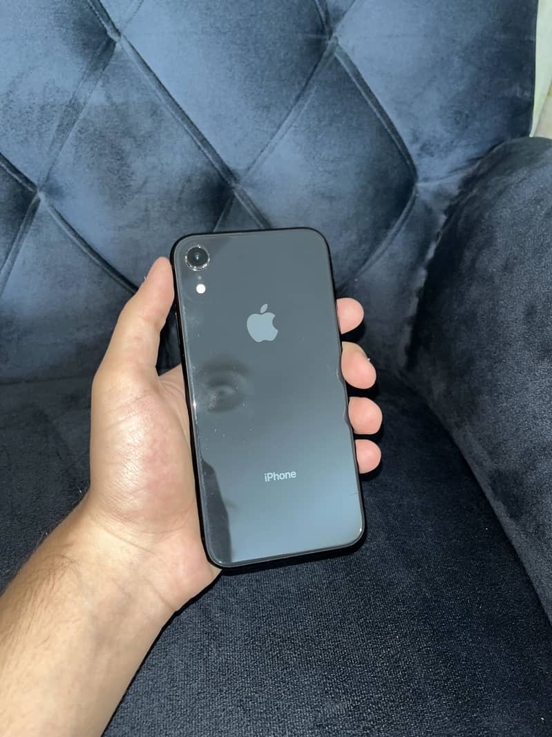 Apple iPhone XR 2