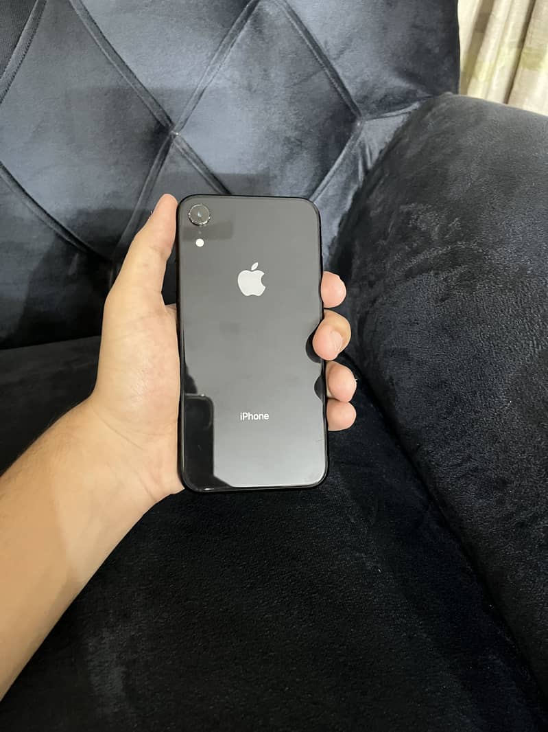 Apple iPhone XR 3