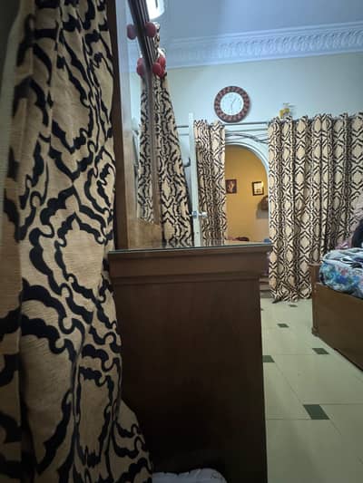ahkrot ki lakri ha ka ha dressing