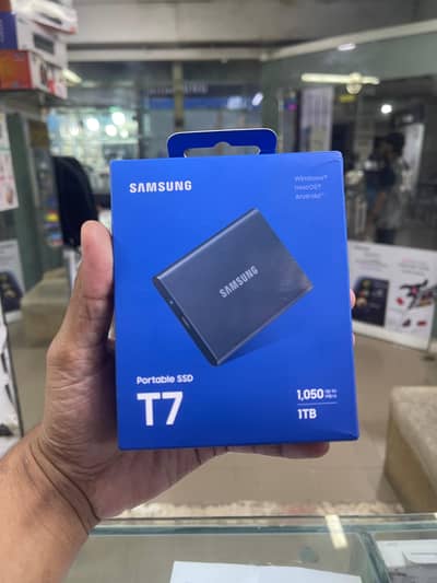 Samsung 1TB portable SSD brand new