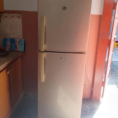Used Refrigerator for Sale – Good Condition