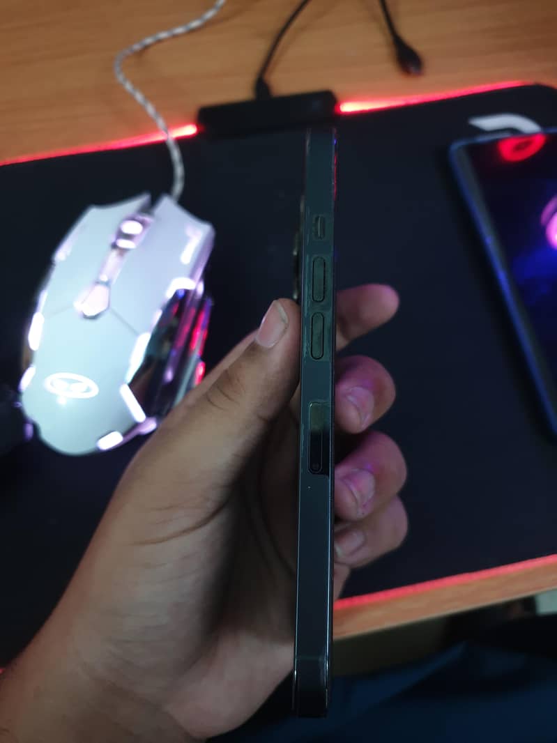 Apple iPhone 13 Pro 5