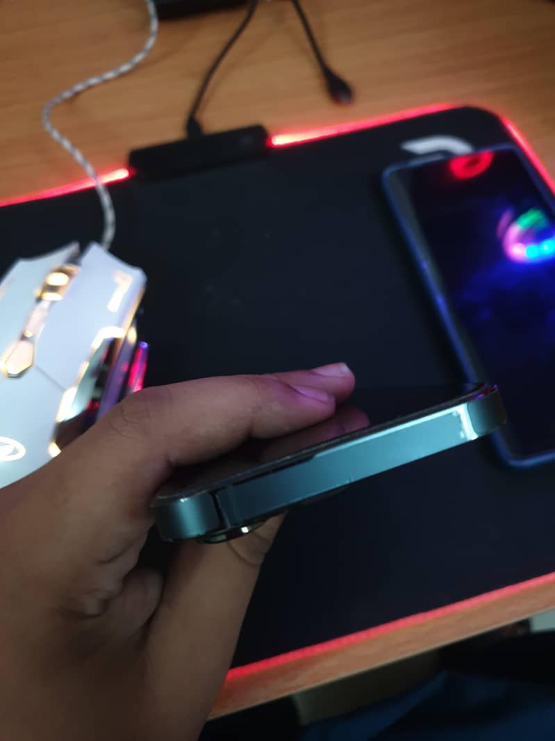 Apple iPhone 13 Pro 6