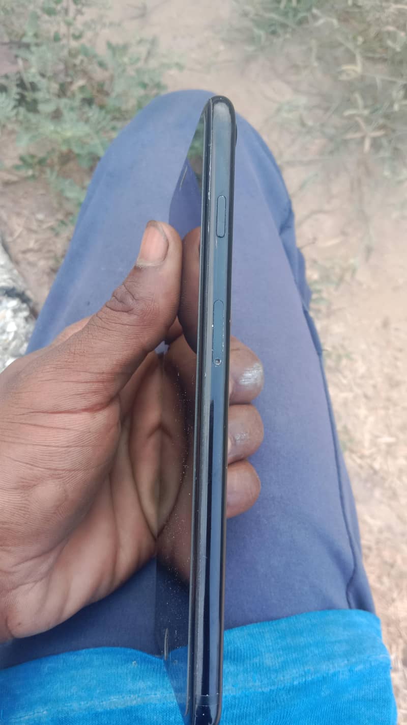 Apple iPhone 7 Plus 1