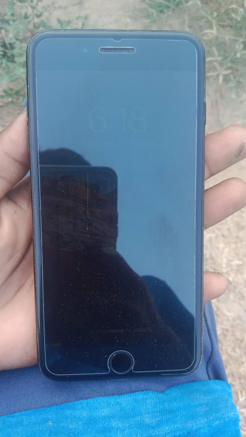 Apple iPhone 7 Plus 4