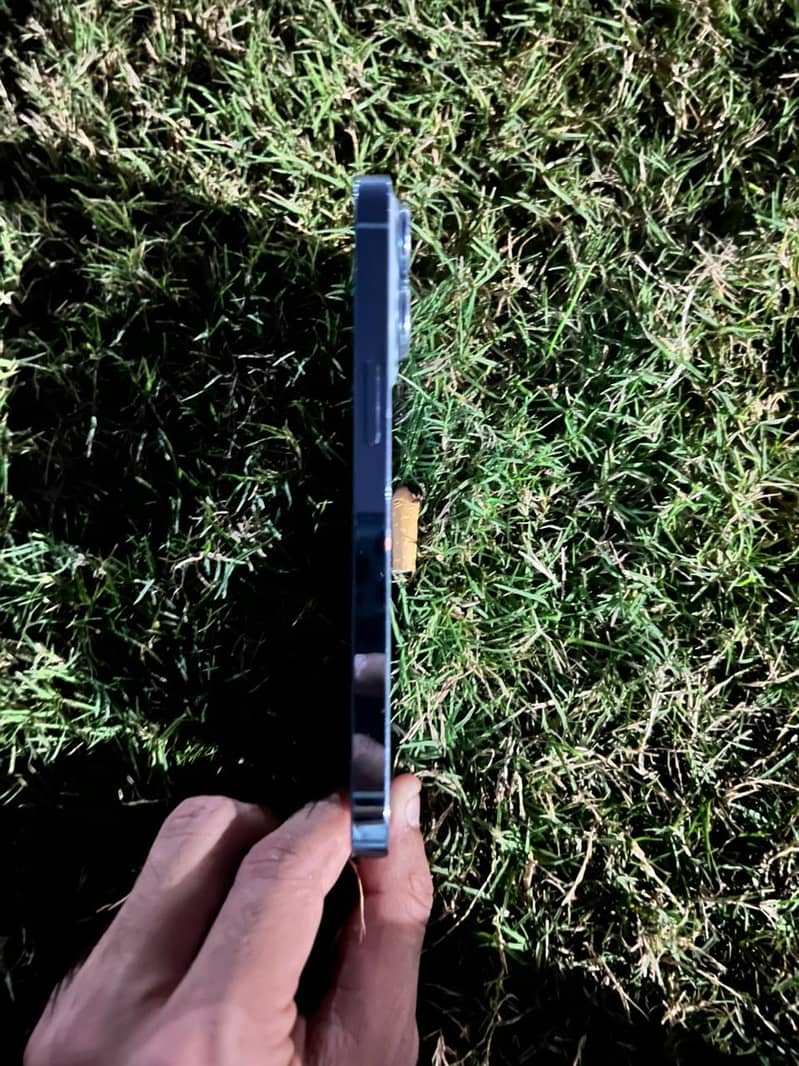 Apple iphone 13 pro 2