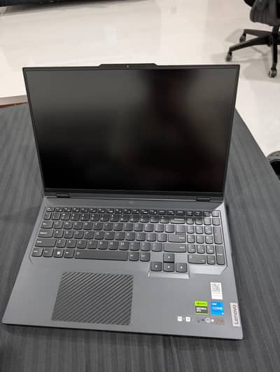 Lenovo Legion Pro 5i 16IRX8 RTX 4050 2k 165hz 16GB DDR5 512GB NVME SSD
