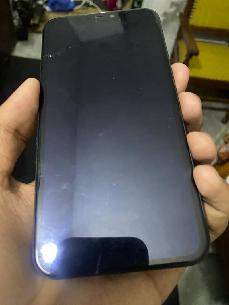 Apple iPhone 11 5