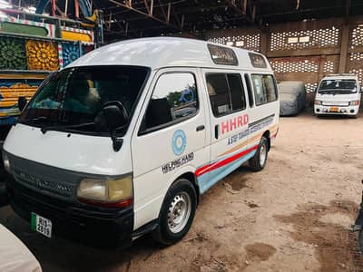 toyota Hiace 2003