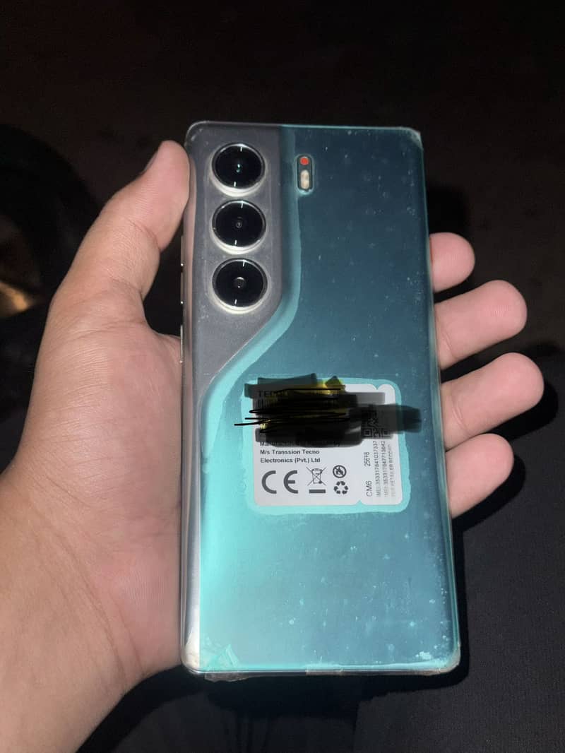 Tecno CAMON 40 Pro 3