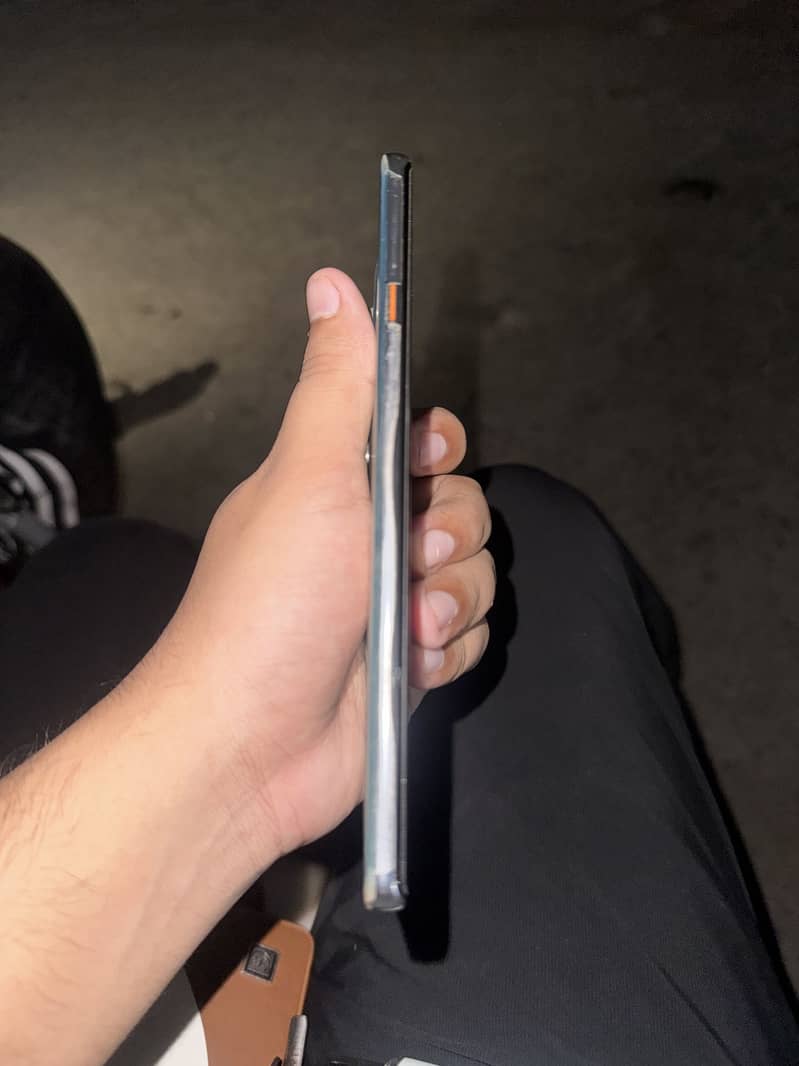 Tecno CAMON 40 Pro 4