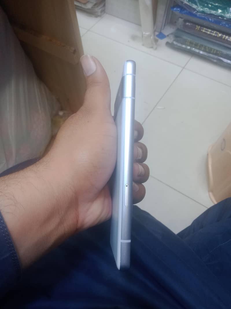 Google Pixel 7a 2