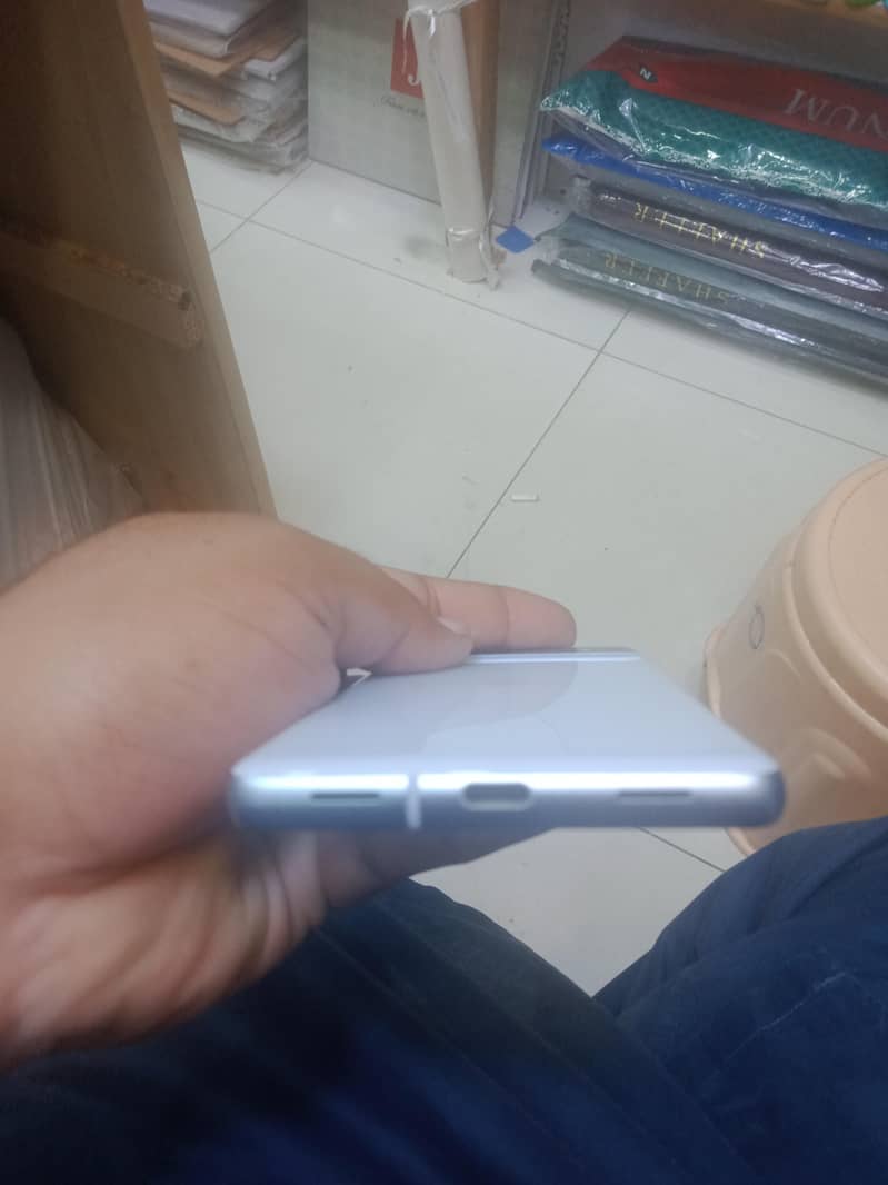 Google Pixel 7a 3