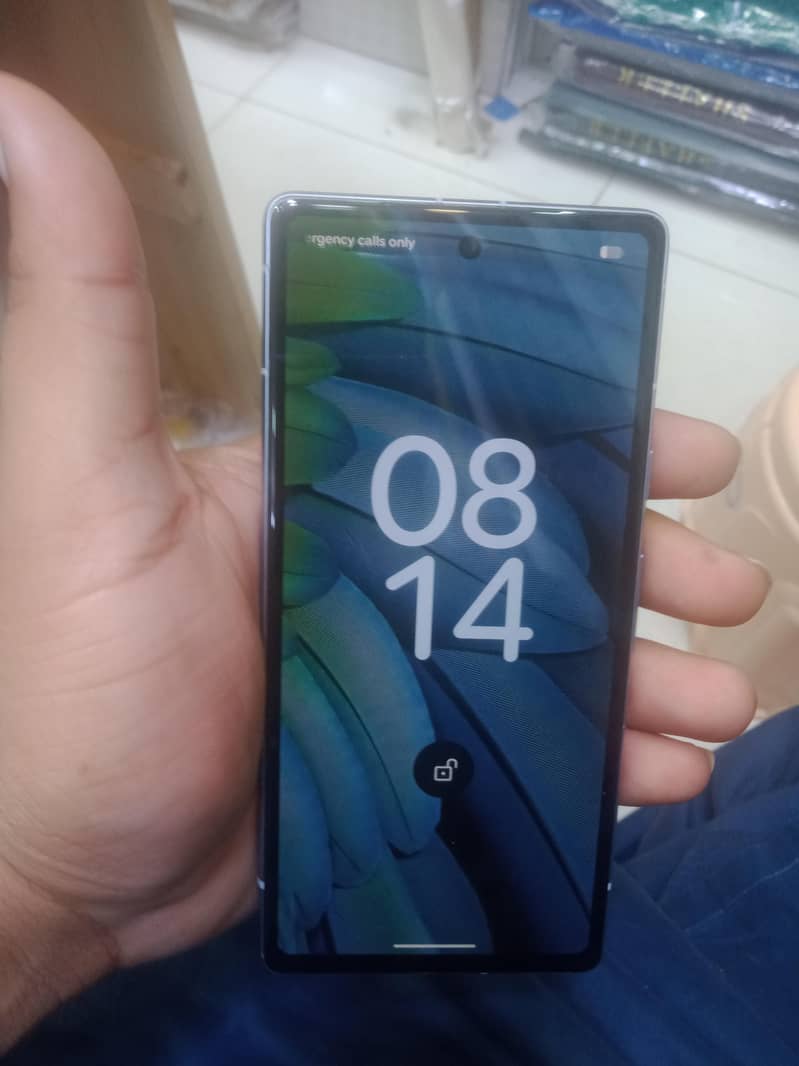 Google Pixel 7a 5