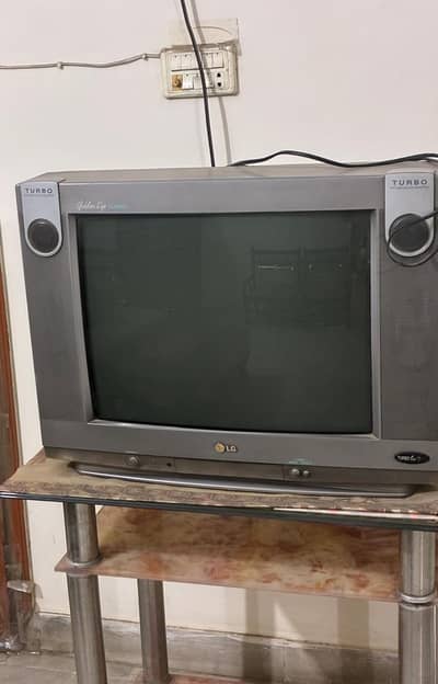 LG 21" TURBO EYE TV IN PERFECT RUNNING CONDITION FOR SALE