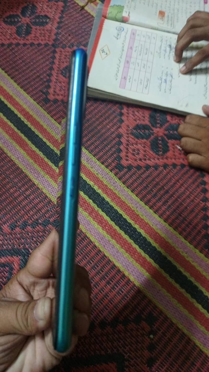Tecno Spark 7T 4