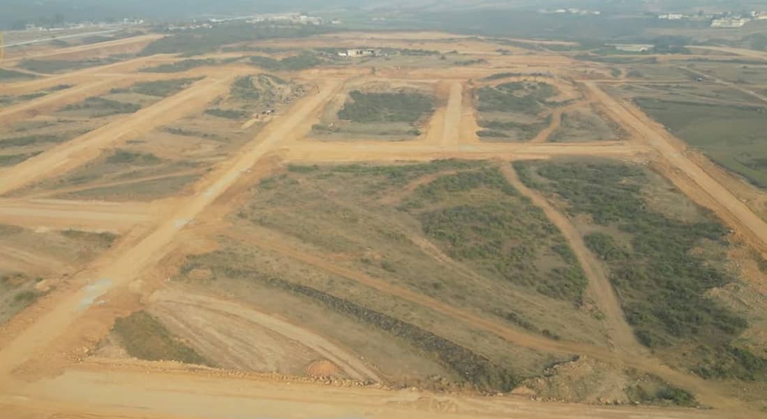 Plot For Sale C-16 1