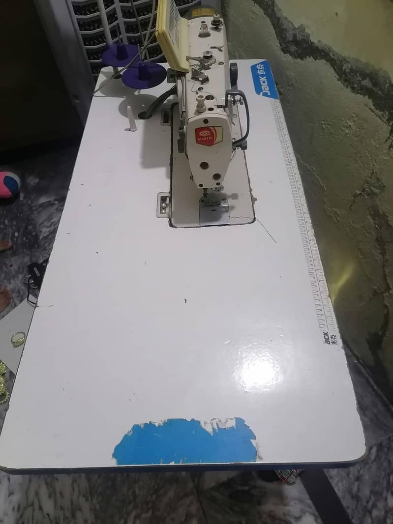 digital sewing machine 1